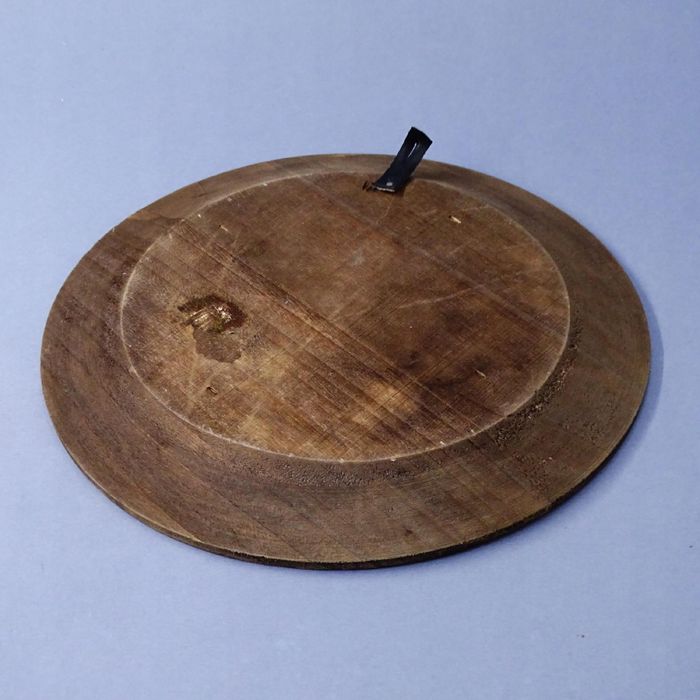 bałkany zdobiony talerzyk drewniany ozdoba naścienna folk styl ludowy