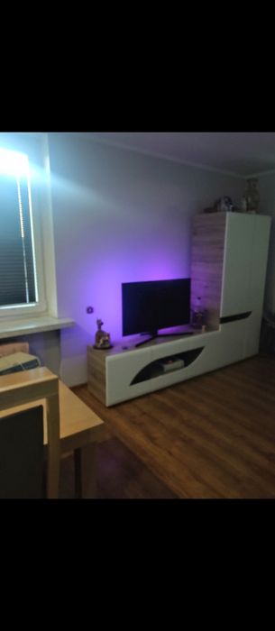 Zamienię dwa mieszkania na dom