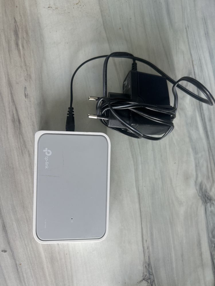 Комутатор switch  tl-sf 1005d