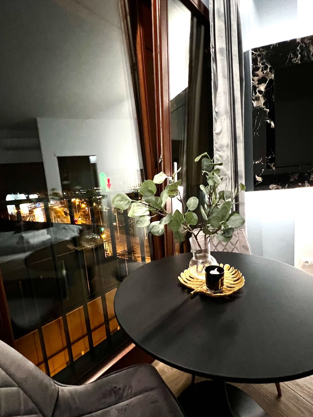Przytulne studio z dużym łóżkiem dla 2-3 osóbTOP widok!na doby/h M14