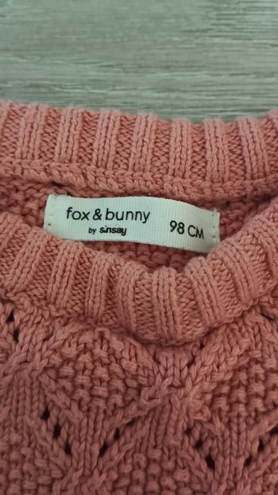 Sweterek dla dziewczynki