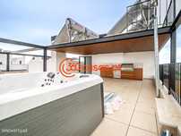 Apartamento T3 novo com piscina, terraço e garagem no Montenegro, Faro