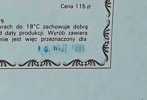 Pudełko po czekoladkach Wedel baryłki czekoladowe z likworem 1981 PRL