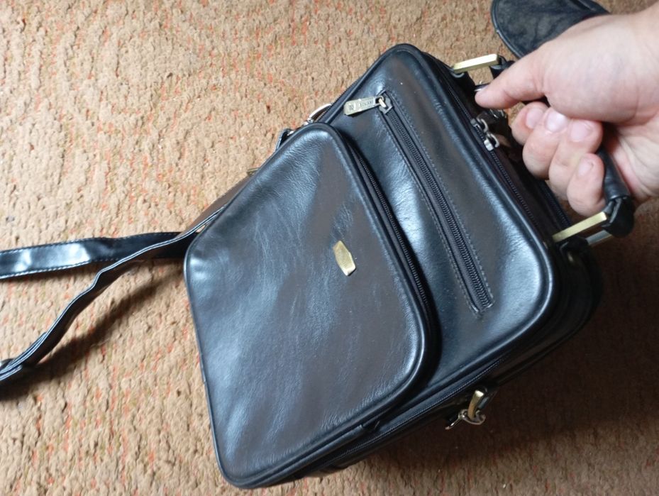 Сумка мужская кожаная барсетка 28*23*8см Италия