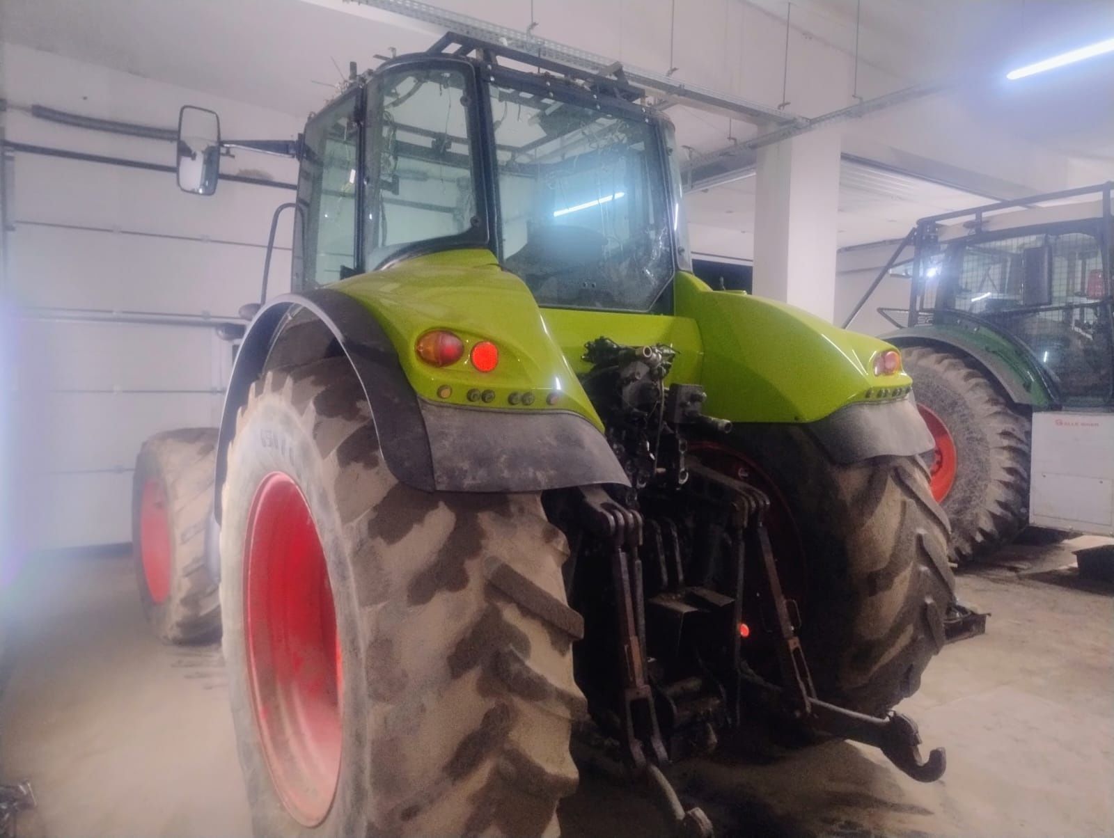 WOM przedni do claas axion 820