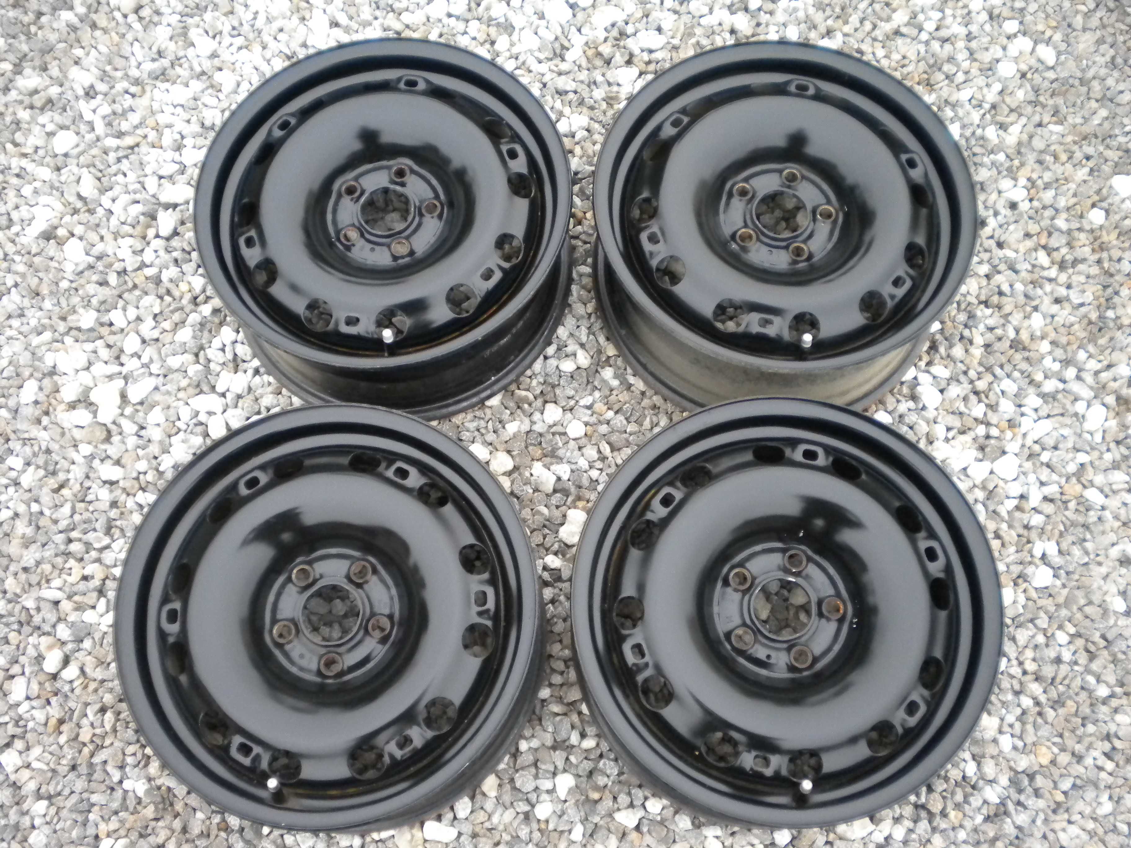 Felgi stalowe 15 5x100 et38 VW Polo Skoda Fabia, Rapid Seat Ibiza