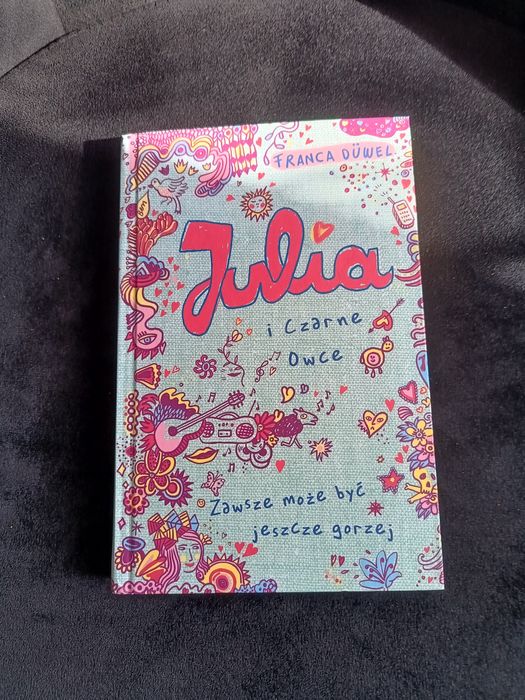 Książka Julia i Czarne Owce