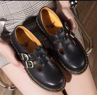 Dr. Martens  -  Mary Jane 8065
