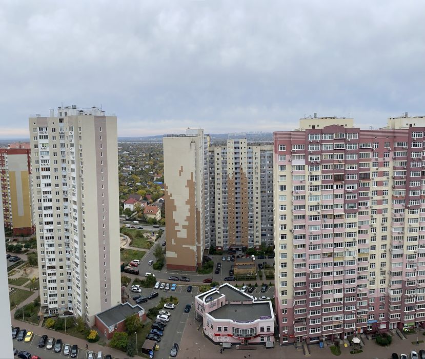 1к, Софії Русової, 3, метро Осокорки- 15 хв пішки
