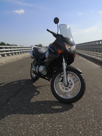 Honda Varadero 125