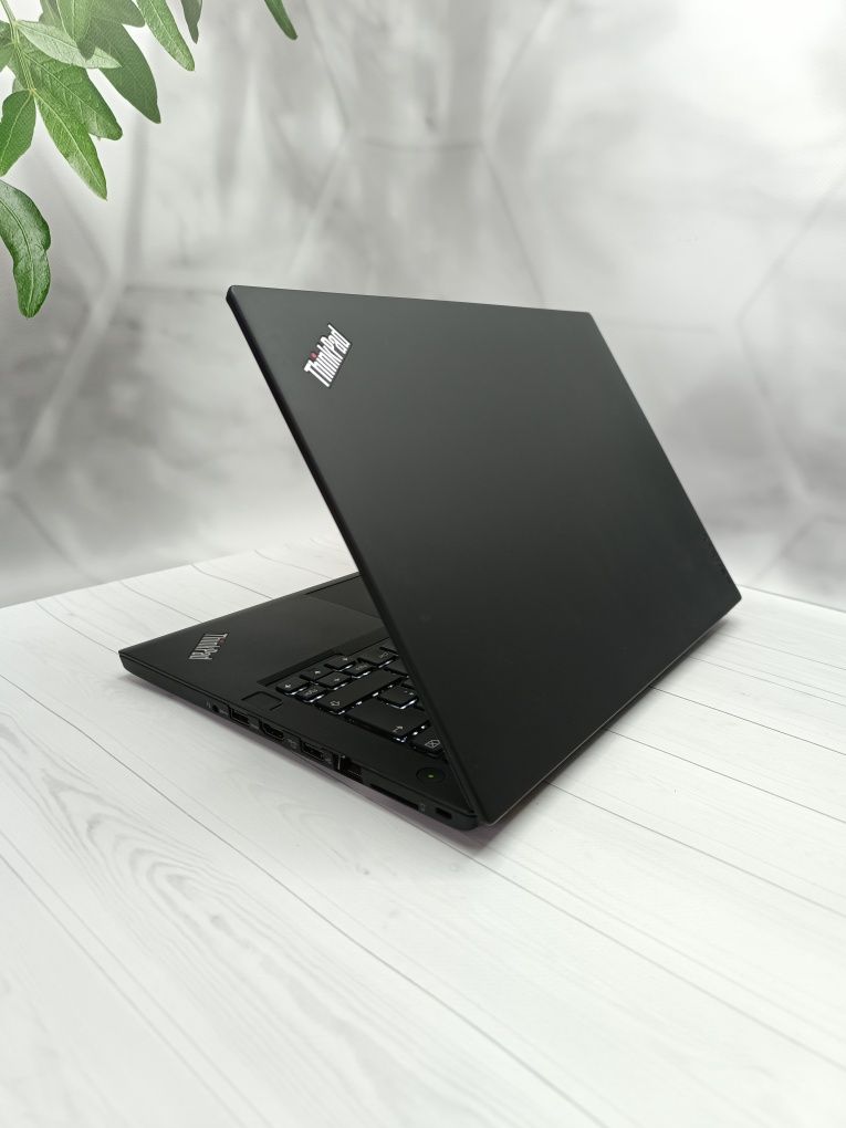 Ноутбук Lenovo ThinkPad T470/i5-7300U/8/256/14.0" Full HD/Гарантія 9м.