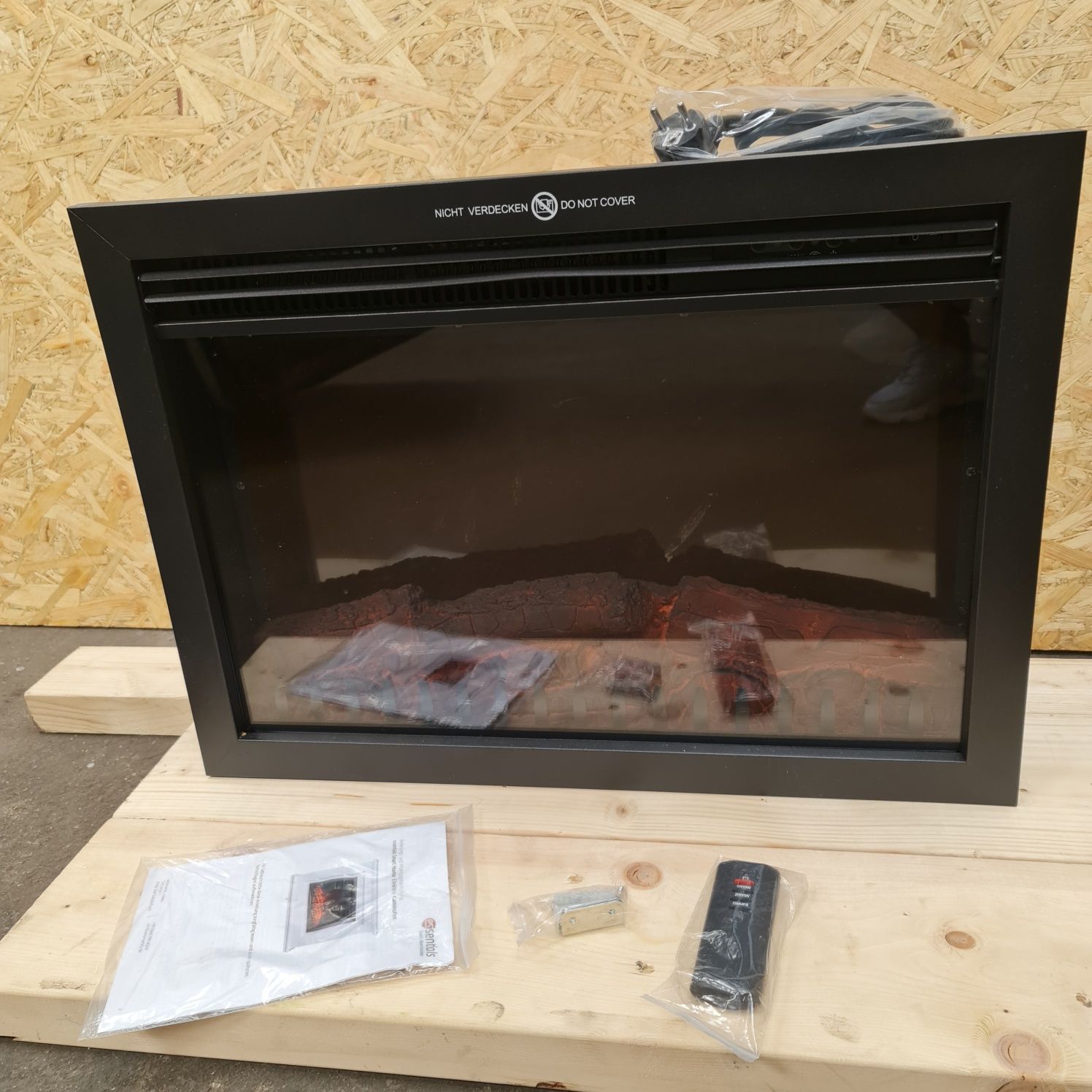 Ostatnia sztuka Nowy Kominek elektryczny wkład essentials