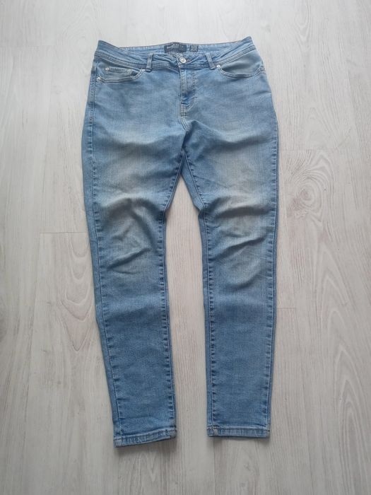 Spodnie Jeans bershka Rozmiar S niebieskie