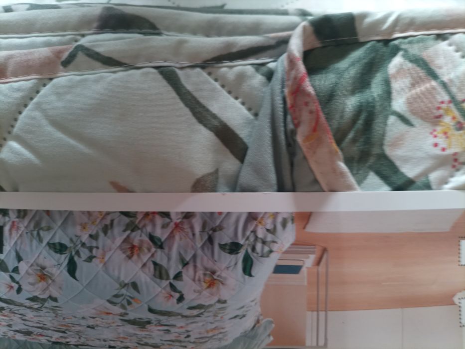 Narzuta kapa dekoracyjna pled SMUKEE 220x200cm wzór kwiaty łąka liście