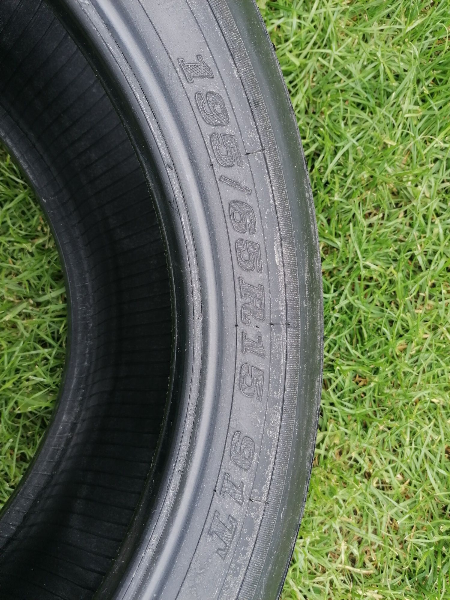 (Nr.92) Opona letnia 195/65 R15 Dunlop SP9 E