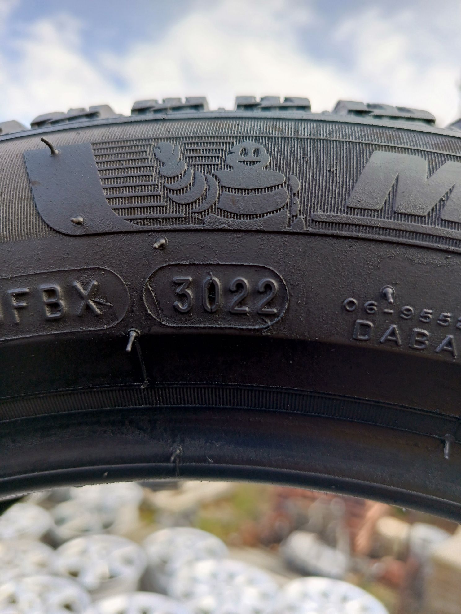Sprzedam oponę pojedynczą 195/55 r16 Michelin
