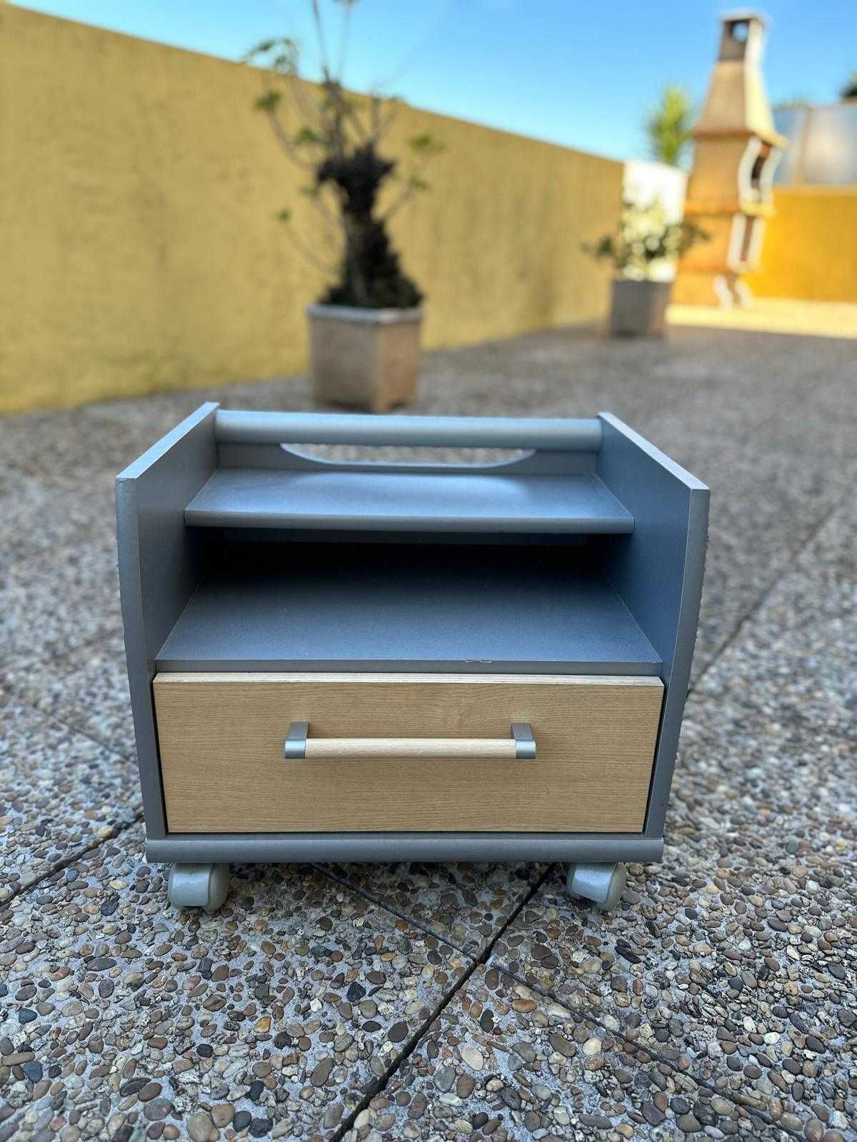 Conjunto Mobiliário de Quarto