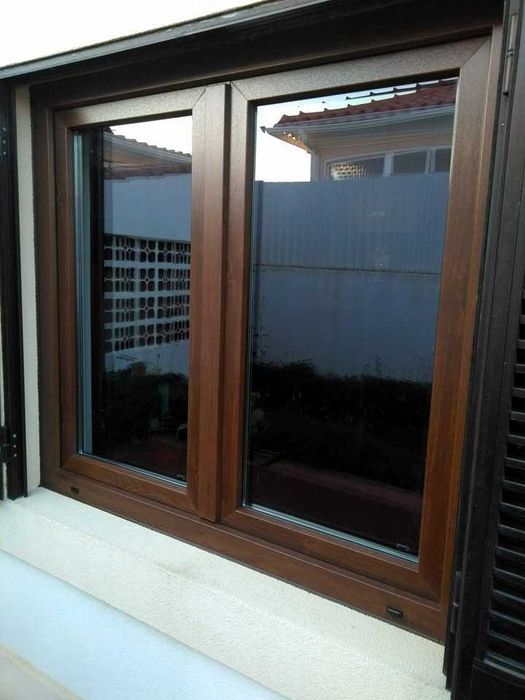 Portas e janelas em PVC A+
