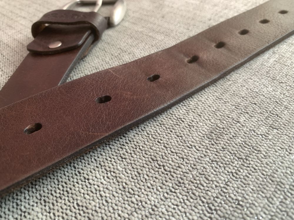 prada leather belt