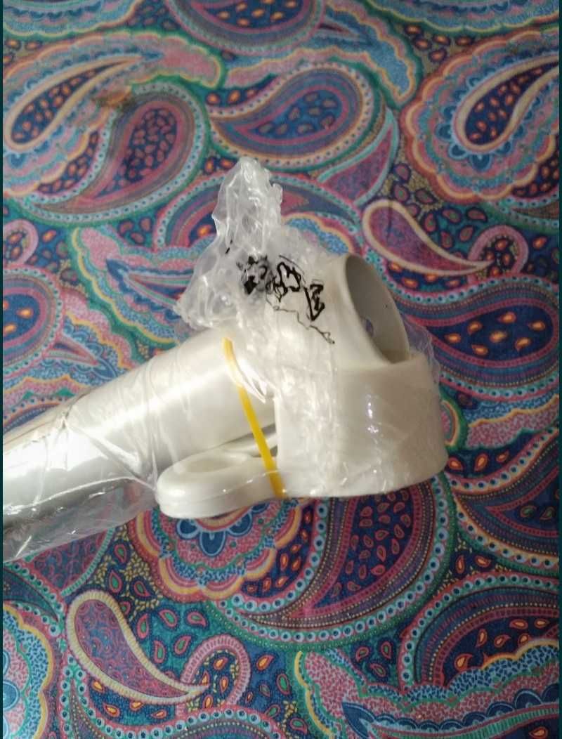 IKEA varão branco (70cm fixo) para roupeiro.