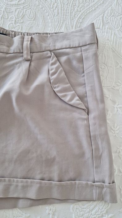 Calções beje tamanho M