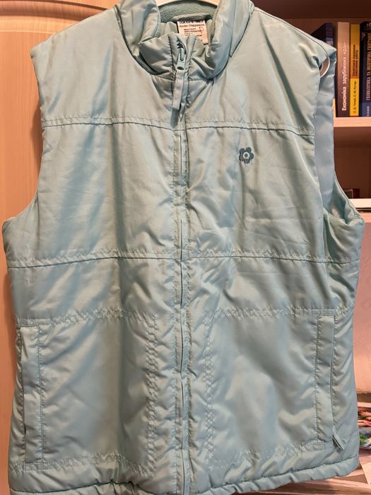 Жилетка блакитного кольору