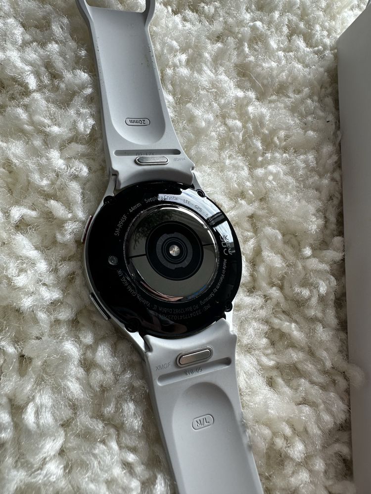 Zestaw Samsung Z Flip 5 + Watch 6 + Buds Live