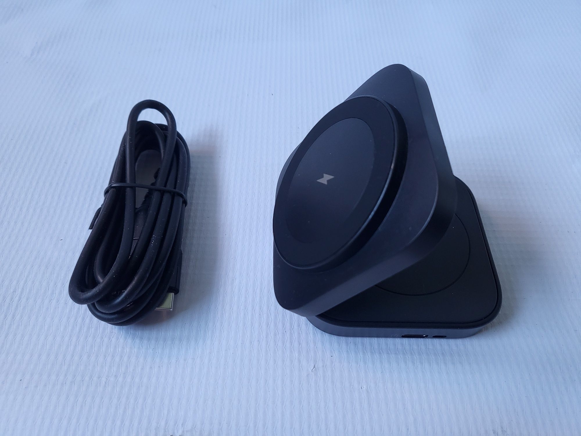 Stacja ładująca 3 w 1 lisen do apple , magsafe