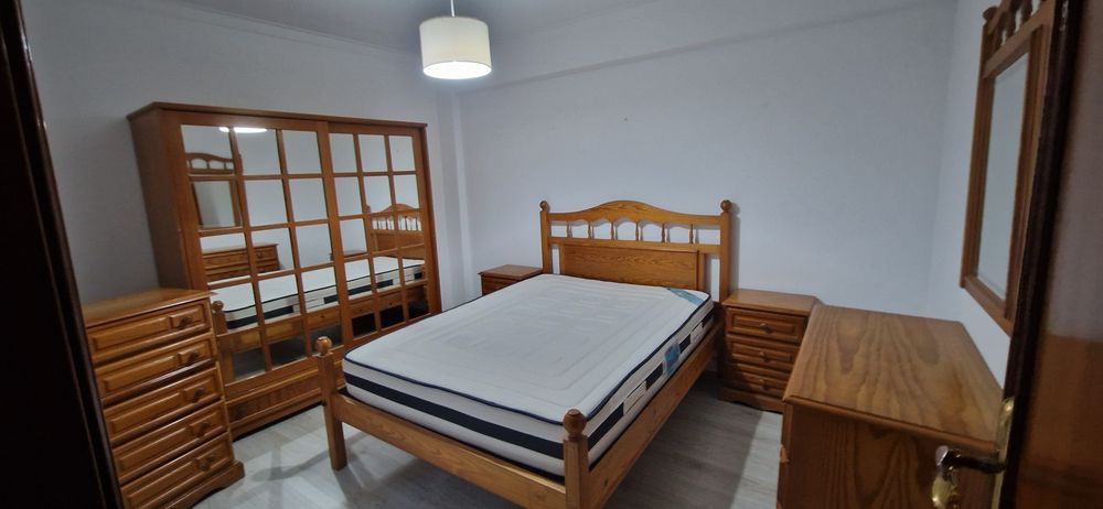 Mobília de quarto completa