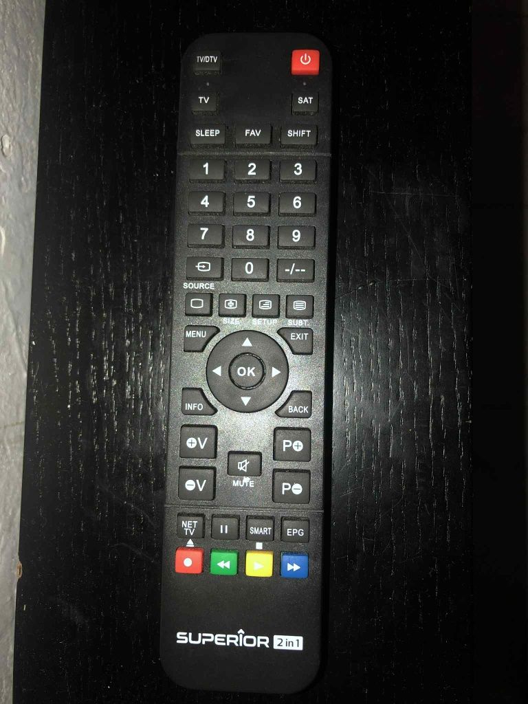 Smart tv de 45 polegadas  Marca silver. Negociavel