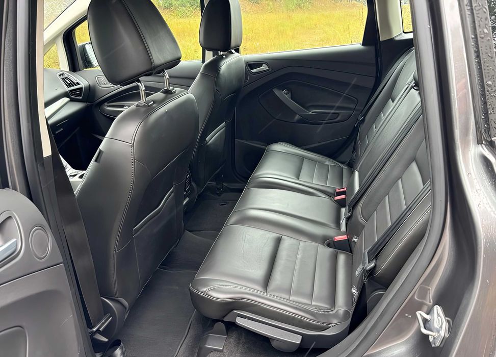 Ford C-MAX      2013
