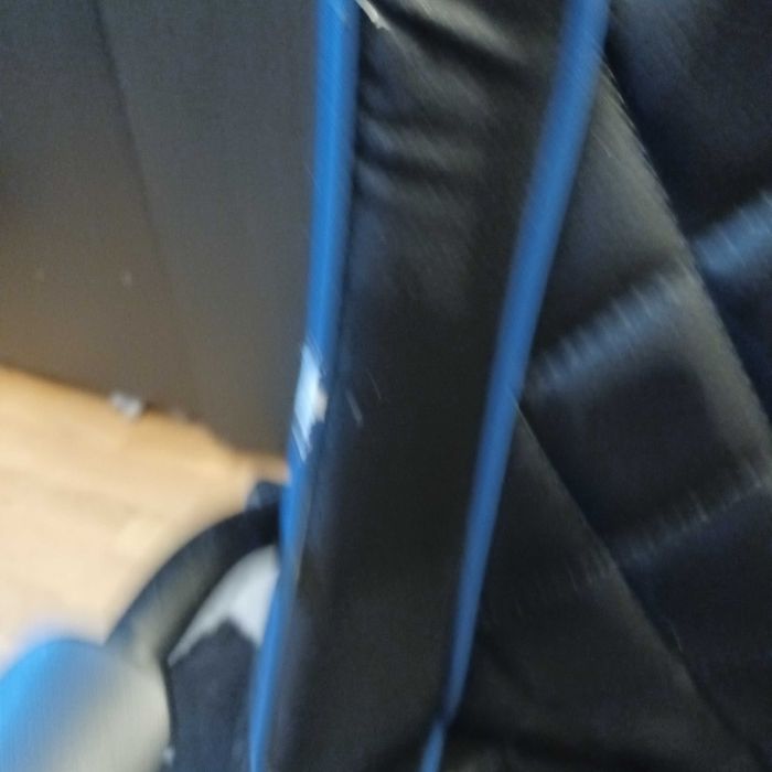 krzesło gamingowe obrotowe