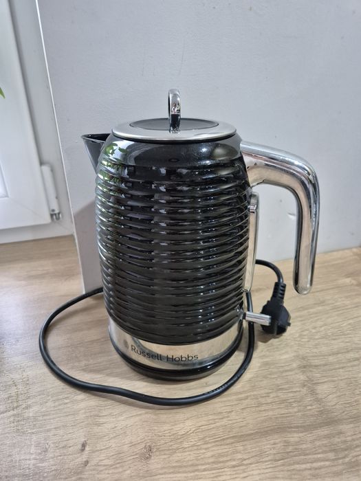 Czajnik Russel Hobbs sprawny
