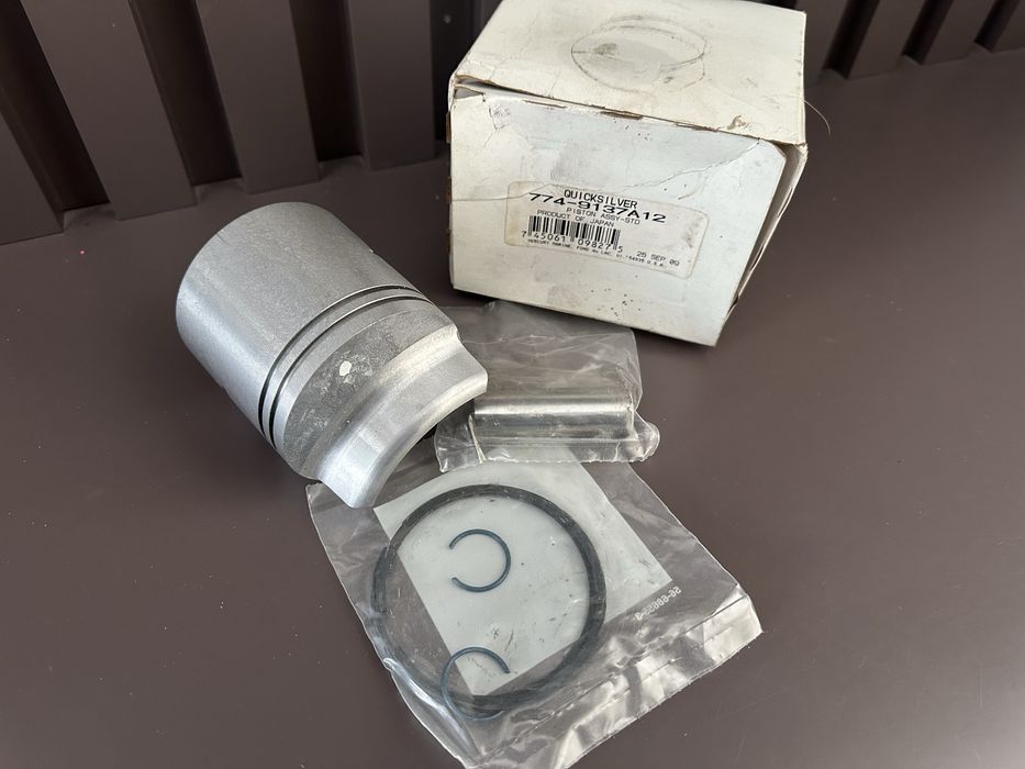 Поршень в сборе Mercury 774-9137A12