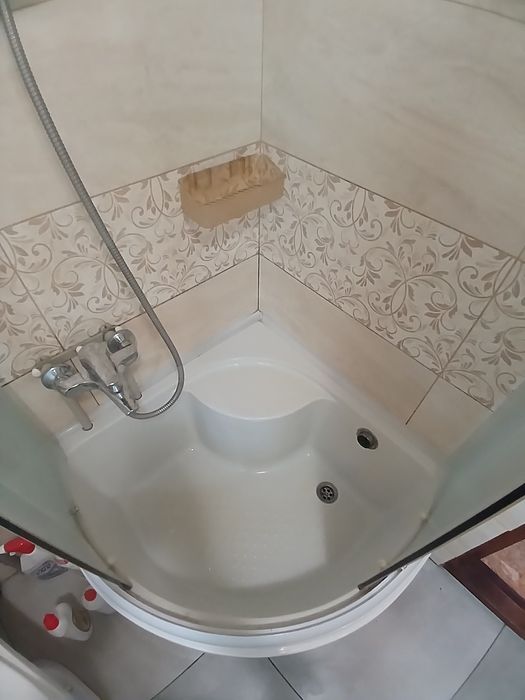 Продам душову кабіну 80×80