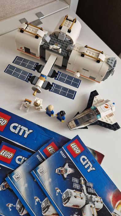 Конструктор 6+ LEGO City 60227 Космічна станція на Місяці