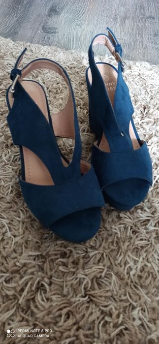 Buty Nowe 35r.polecam