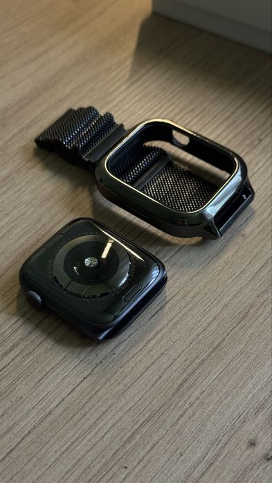 Продам Apple Watch S5 44mm space gray