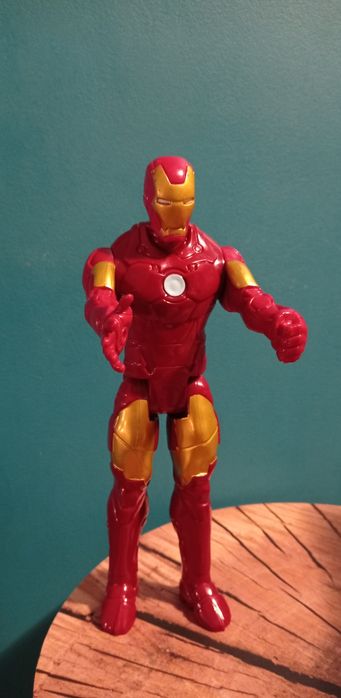 Hasbro Marvel Iron Man Avengers duża figurka akcji 2013 r.