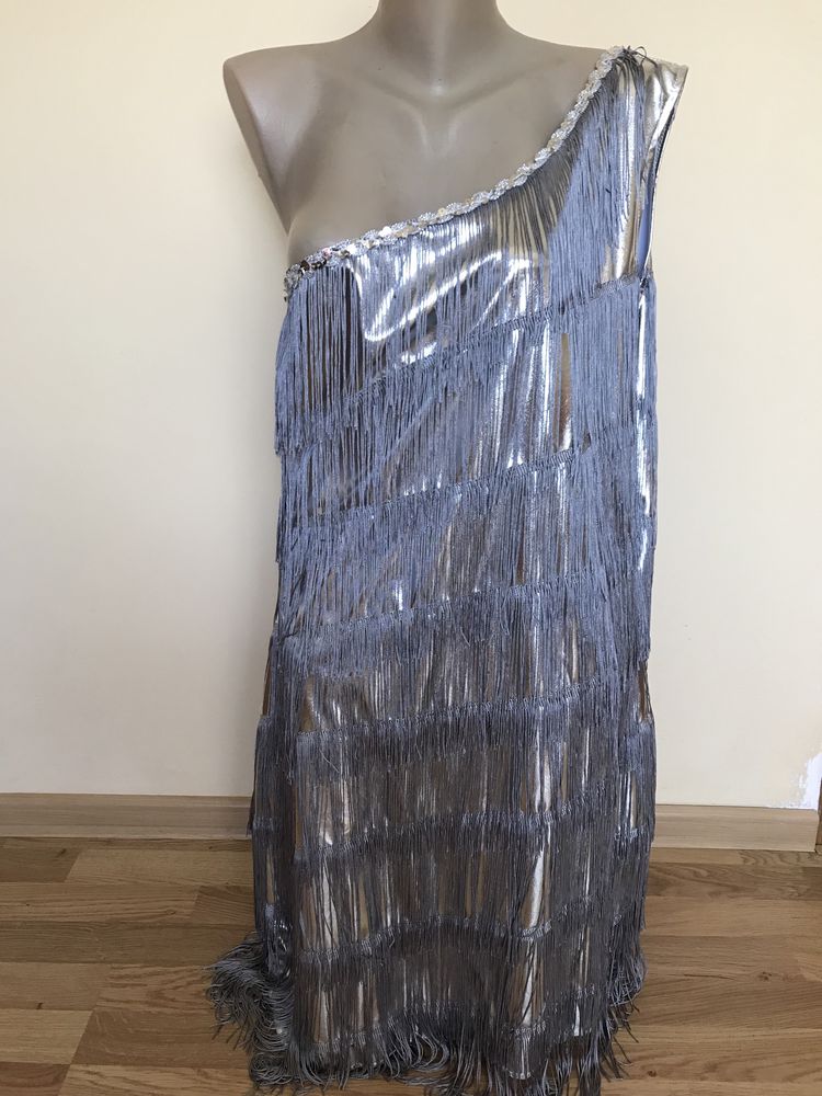 Сукня з бахромою в стилі гетсбі