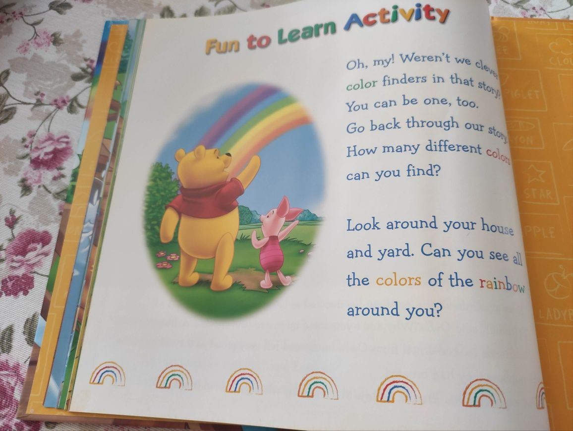 Winnie the Pooh Rainbow Colors Disney po angielsku