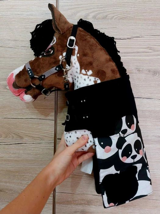 Brązowy Hobby Horse
