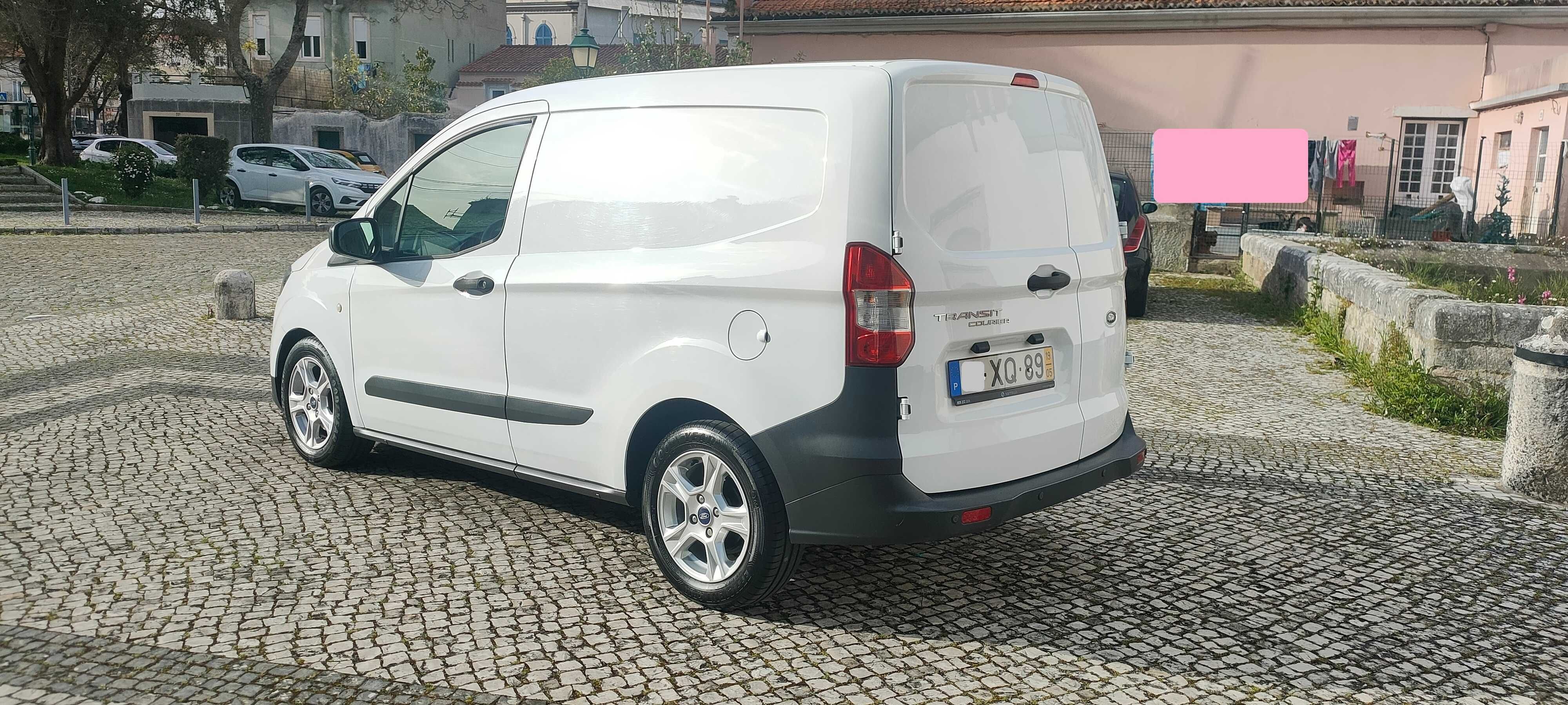 Ford Transit  Courier 2019 - Cx & Vel - c/ Iva Dedutivel