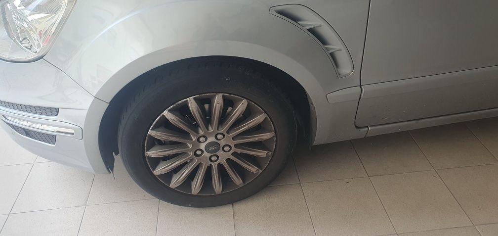 Ford S-max 2.0 TDci Titanium 140cv 7 Lugares