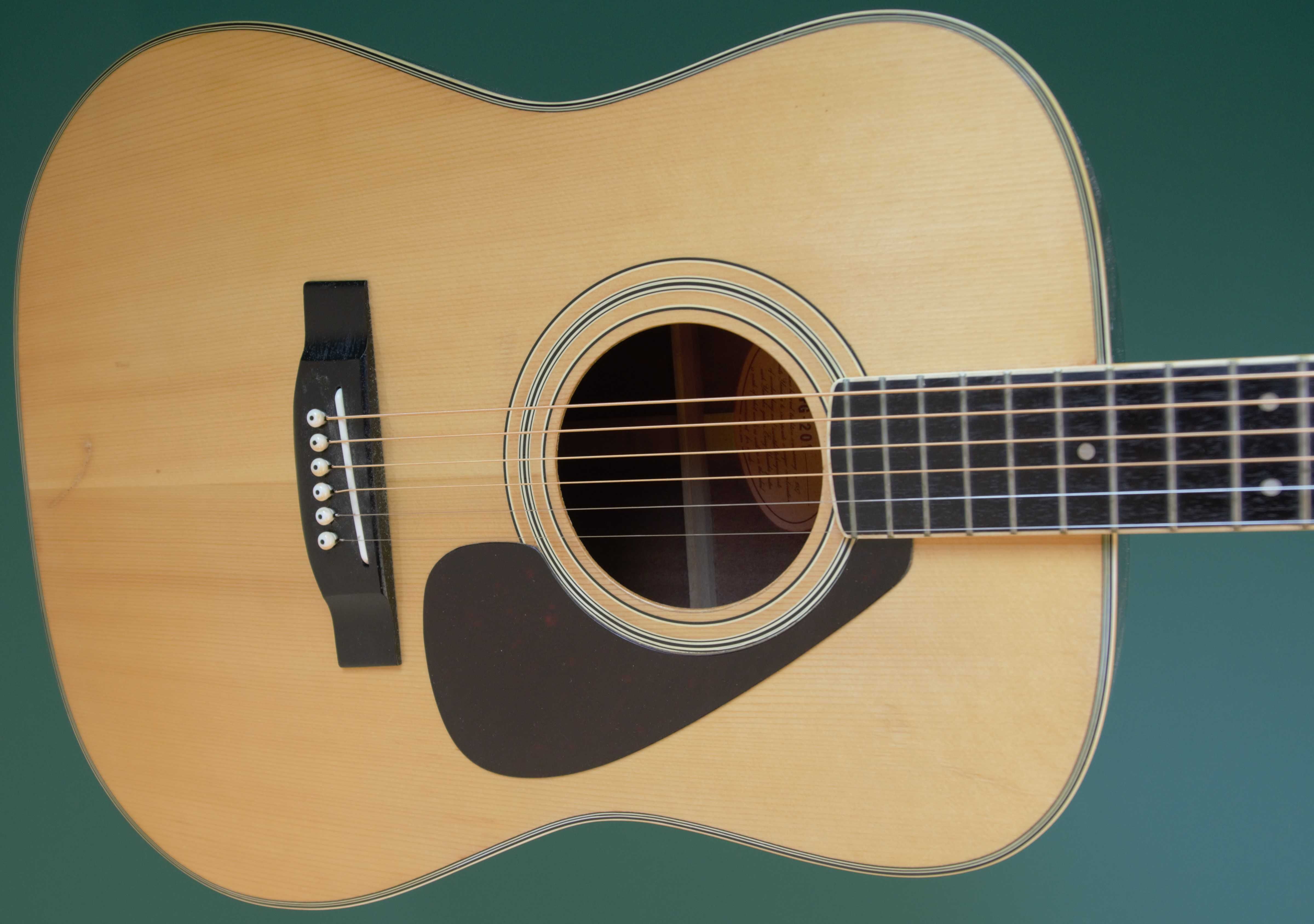 YAMAHA FG201 made in japan 1977