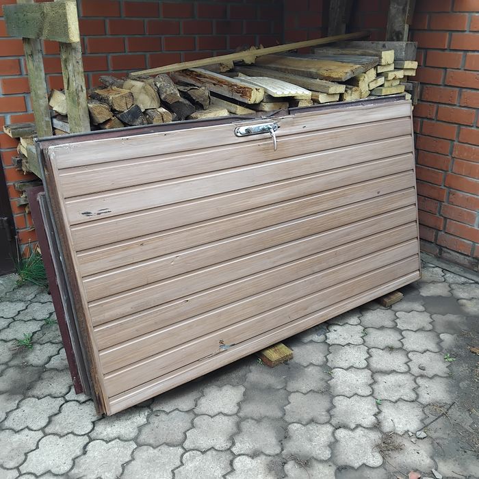 Двери металические б у.