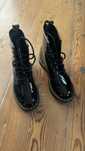 Dr. Martens, glany lakierowane, gloss, wysokie, rozmiar 39