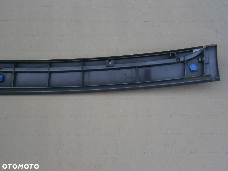 Listwa Klapy Ld7z  Porsche Cayenne 955