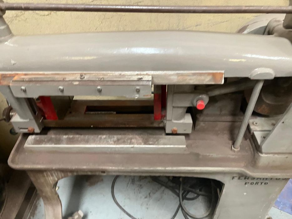 Serra eléctrica de corte de ferro