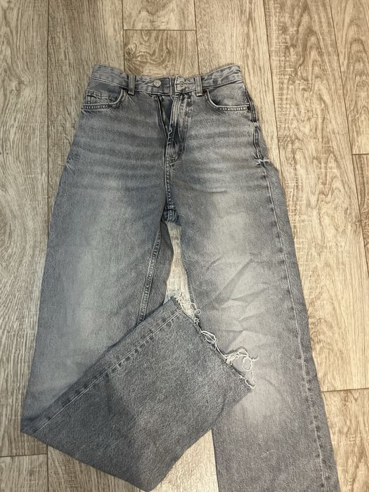 Сірі джинси ZARA